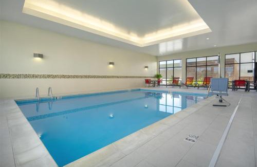 Columbus Hotel | Hampton Inn & Suites Columbus Scioto Downs