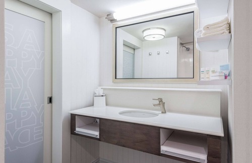 Florence Hotel | Hampton Inn & Suites Florence Center