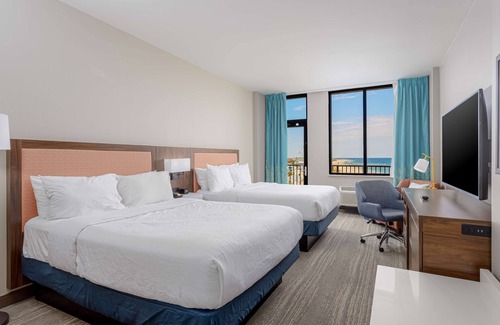 Orange Beach Hotel | Hampton Inn & Suites Orange Beach/Gulf Front