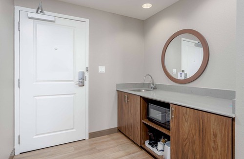 Orange Beach Hotel | Hampton Inn & Suites Orange Beach/Gulf Front