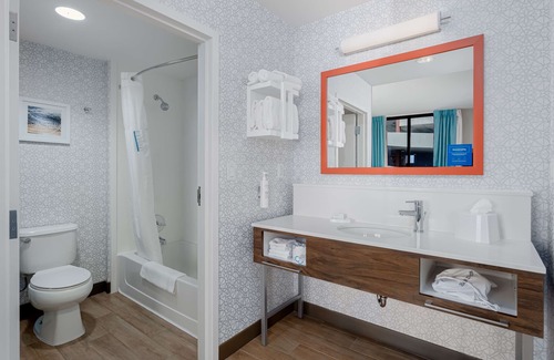 Orange Beach Hotel | Hampton Inn & Suites Orange Beach/Gulf Front