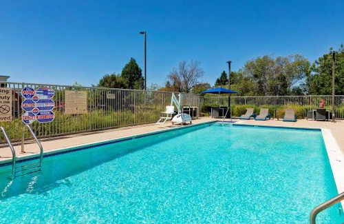 Rohnert Park Hotel | Hampton Inn & Suites Rohnert Park - Sonoma County