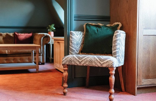West Kensington Bed & Breakfast | Hand & Flower