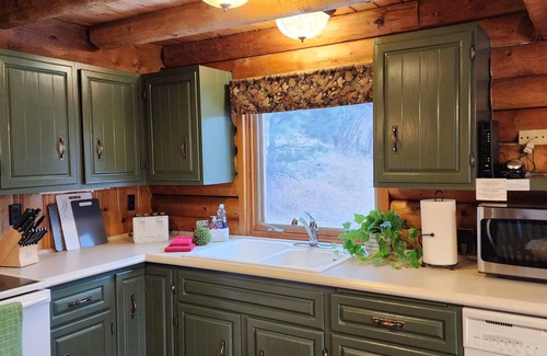 Hill City Cabin | Hand-hewn Log Cabin on 7 acres, only 2 mi to heart of Hill City
