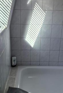 Neustrelitz House | Handwerkerzimmer Markt Neustrelitz