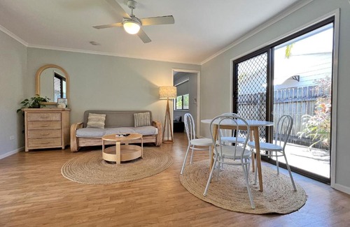 Amity Point House | Happy Daze