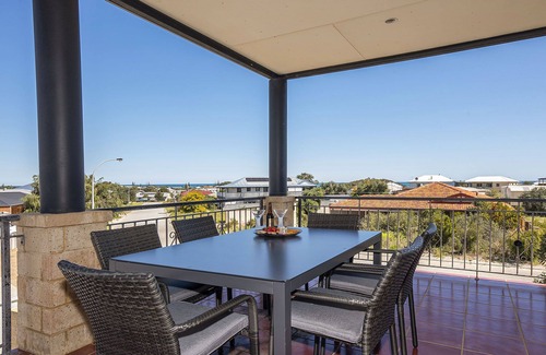 Ledge Point House | Happy Daze - Coastal Oasis