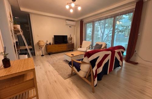 Hapjeong-dong Apartment | Happy Hapjeong Home