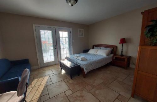 Collingwood Villa | Happy & Relax