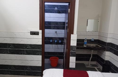 Delhi Hotel | Happy star hotel
