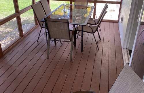 Sawyer Cottage | Harbor Country Cottage with private beach access