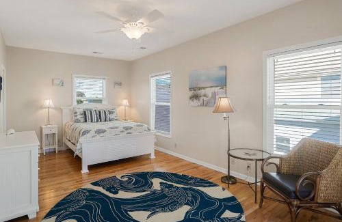 Oceanmarsh Subdivision House | Harbor Island 12 Shipwatch Dr