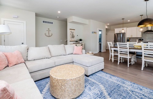 Saint Joseph House | Harbor Shores Retreat | Heated Pool | 2 King Beds