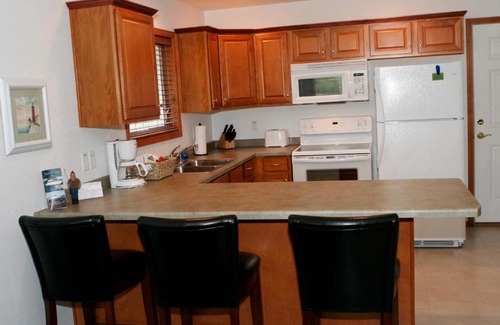Algoma House | Harbor View Condos