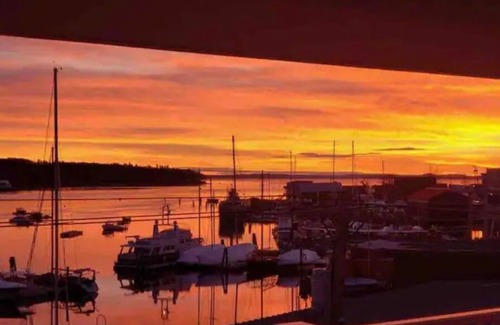 Belfast Apartment | Harbor View Cottage - Unit A
