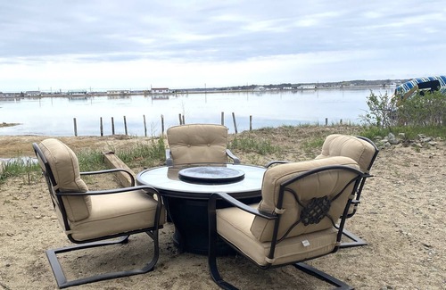 Seabrook Apartment | Harbor views and beach! Sunsets! Walk to restaurants, coffee shops, yoga, beach