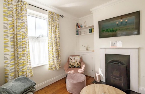 Emsworth House | Harbour Cottage