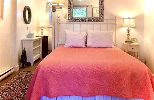 Boothbay Harbor Bed & Breakfast | Harbour Towne Inn on the Waterfront