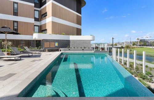 Shell Cove Apartment | Harbourside Delight - Waterfront Oasis