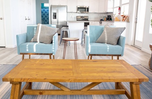 Gilchrist House | Hard to Find Heated Pool, Beachfront