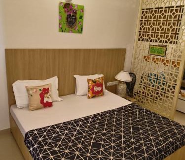 Vrindavan Apartment | Hari Priya house The Divine Homestay