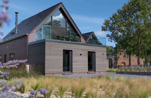 Neufunnixsiel House | Harlepadd 3c Modern retreat