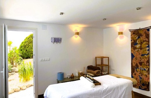 Los Cortijillos House | Harmony Home