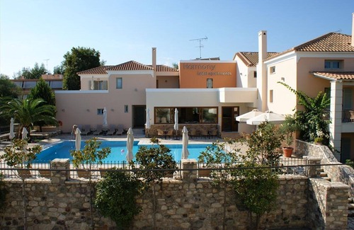 Longos Apartment | Harmony Hotel Apartments - Suite NAFSIKA 50m² For 2-4 People Free Wifi