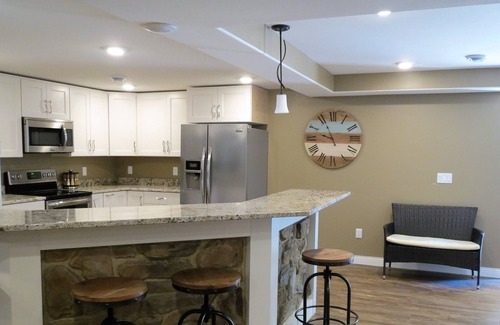 Harpers Ferry Condo | Harpers Ferry, IA - New Condo Rental Relax at Harpers Hideaway