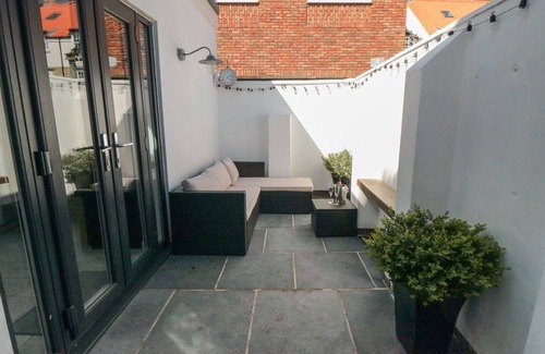 Briggswath Cottage | HARRIET'S COTTAGE, pet friendly, with open fire in Briggswath