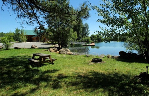 Klamath Lake House | Harriman Springs Resort Cabin 1 - A Vacation House with Accommodations & Views