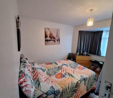 Belmont Bed & Breakfast | Harrow B & B