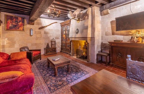 Dijon Centre Ville Apartment | Harry Potter Magic