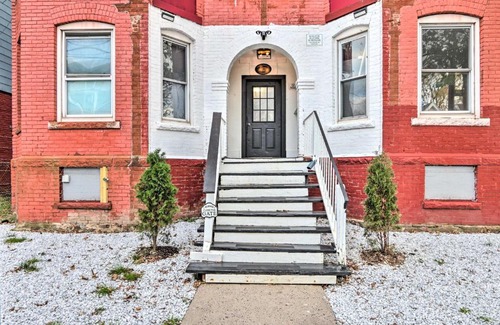 Hartford Apartment | Hartford Vacation Rental - Close to Downtown!