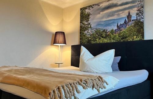 Wernigerode Apartment | Harzträume 4 - Apartment mit zwei Schlafzimmern, WLAN, Parkplatz & Sitzplatz im Grünen I Busanbindung & Self Check-in