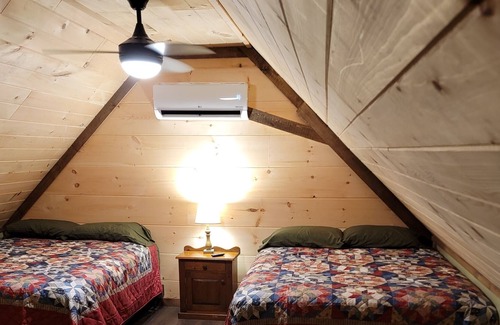 Newtown Cabin | Hatfield & McCoy Trails - Buffalo, Devil Anse and RockHouse