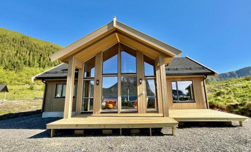 Vestvagøy Ski Chalet | Haukland Beach View - Superior cabin