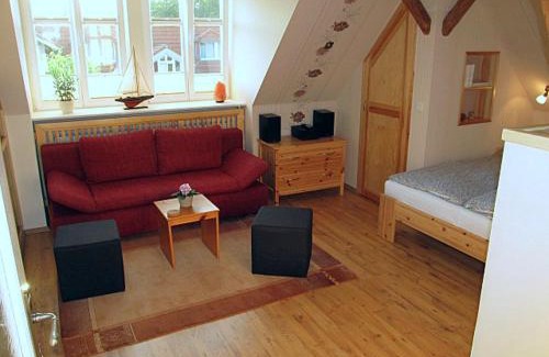 Seeheilbad Graal-Muritz Apartment | “Haus am Küstenwald” Ferienwohnungen