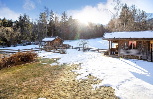 Valdaora di Sopra Apartment | Haus Aue - Apartment 2 with Balcony, Mountain View & Wi-Fi