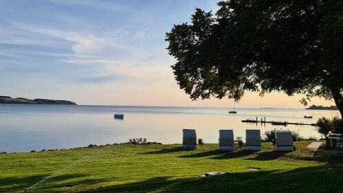 Middelhagen Apartment | Haus Besch - Ferienwohnung DYNE 33