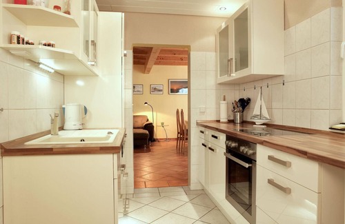 Kaltenhof House | Haus Kulschewski - Quietly located holiday home for up to 6 people in Kaltenhof.