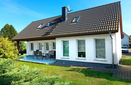 Kaltenhof House | Haus Kulschewski - Quietly located holiday home for up to 6 people in Kaltenhof.
