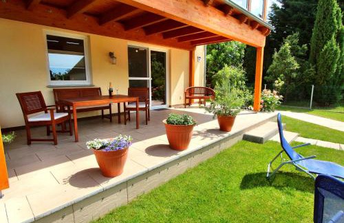 Muritz Apartment | HAUS MUeRITZBRISE EG Fewo