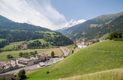 San Leonardo in Passiria Apartment | Haus Reimon Apt Reinhard