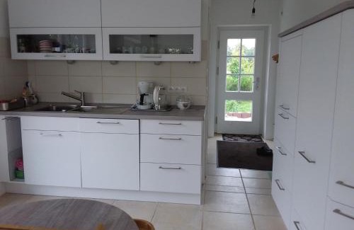 Sehlen Apartment | Haus Rosengarten- Ruhige Ferienwohnungen im Grünen