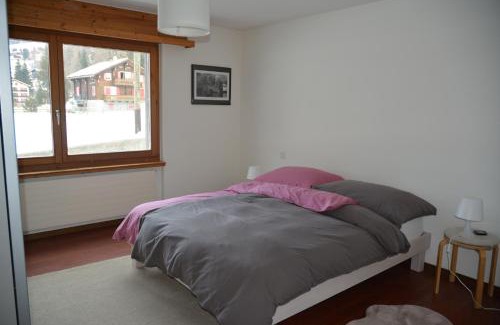 Randa Apartment | Haus Valaisia - Randa bei Zermatt
