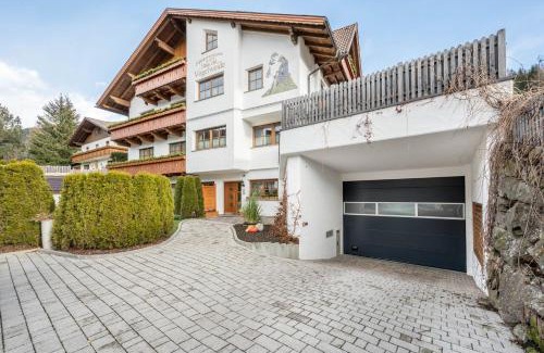 Valle San Silvestro Apartment | Haus zur Vogelweide App 5