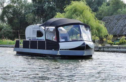 Demmin Boat Rental | Hausboot auf der Peene, Demmin