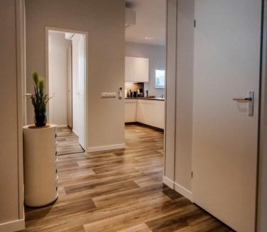 Ribnitz Boat Rental | Hausboot Boddenperle