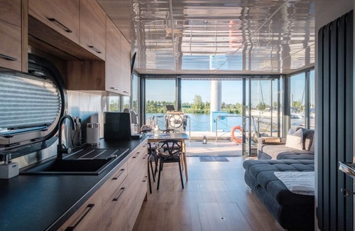 Ophoven Apartment | Hausboot für 6 Gäste mit 52m² in Kinrooi